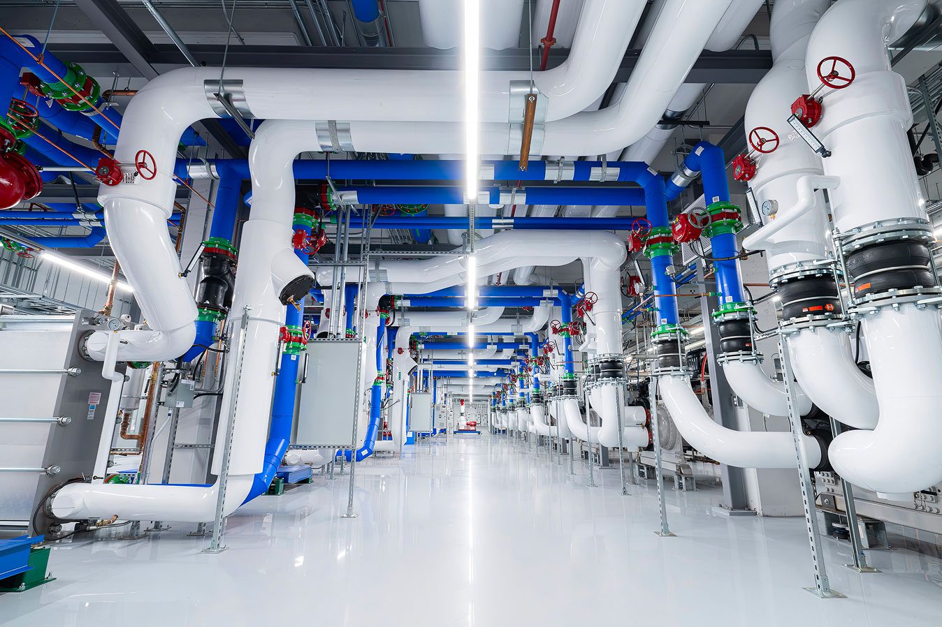 Q01 liquid cooling infrastructure